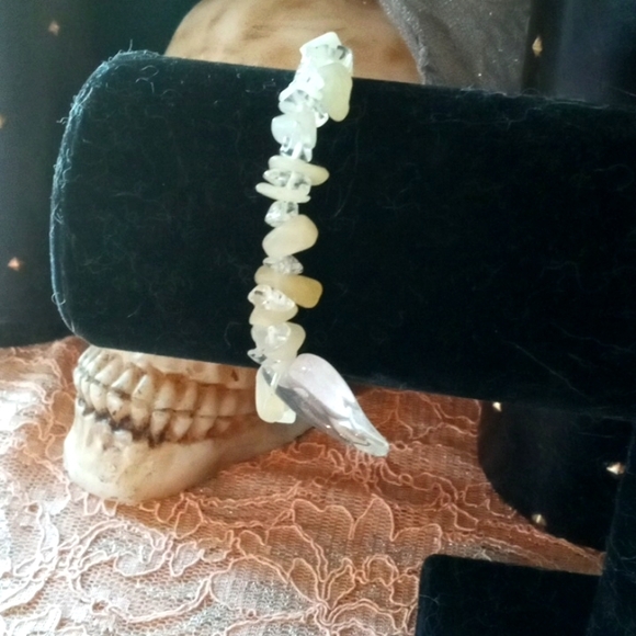 Gemstone Stretch Bracelet - Picture 1 of 2